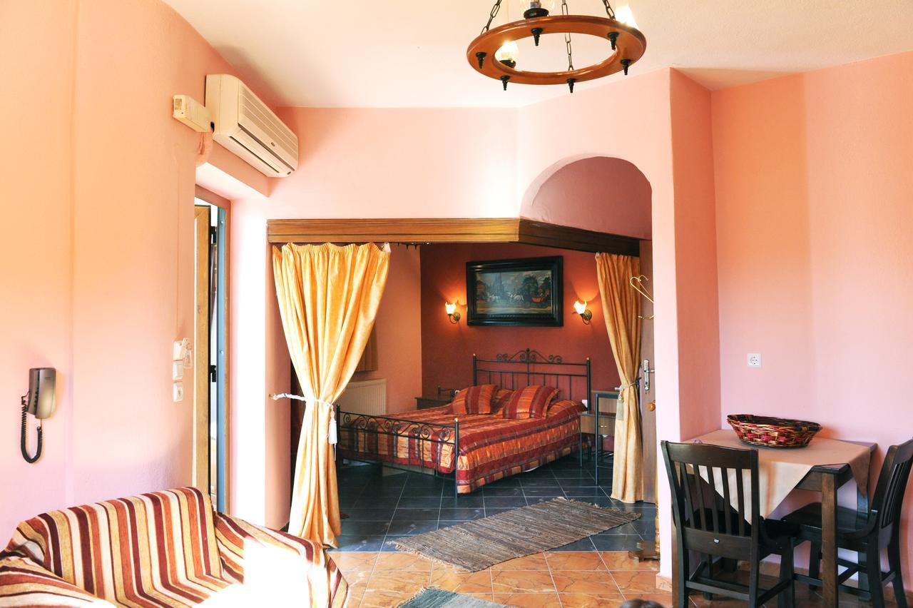 Morfi Hotel แกร์กีนี ห้อง รูปภาพ